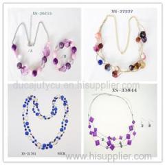 Handcraft Fashion Beads Necklaces For Apparel