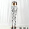SD1-001-24 Black And White Flower Woven Jacquard Slim Leggings