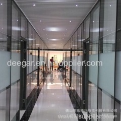 Double glass partition OR High Partition