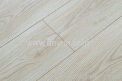 Laminated floor 3055 V groove