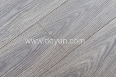 Laminated floor 3055 V groove