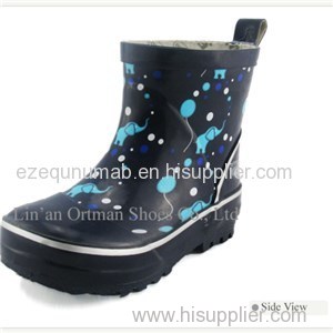 Rubber Rain Boots With Safe Reflective Straps