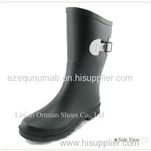 Half Boot Type Women Rubber Rain Boots