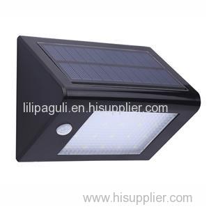 Super Bright Triangle Solar Garden Lamp