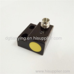 Mould protection proximity switch