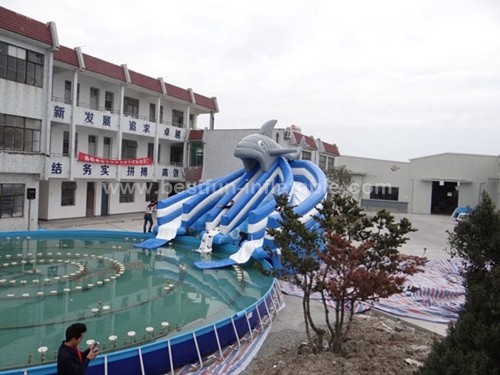 Inflatable commercial entertainment water pool slide