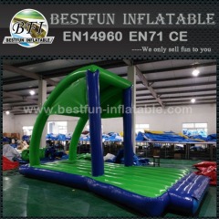 Inflatable finish start line on water use