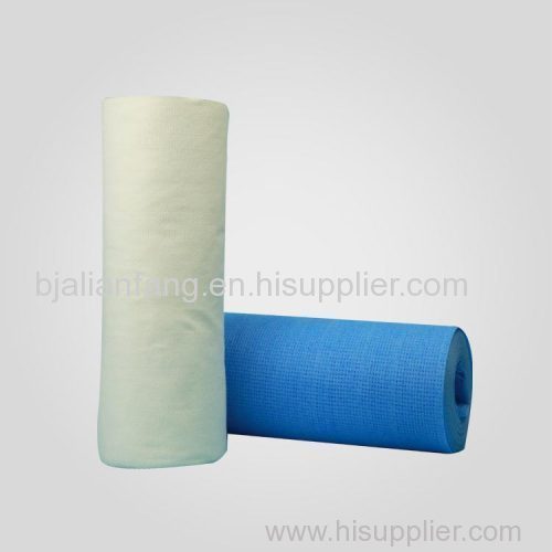 Full dyeing spunlace non-woven fabric
