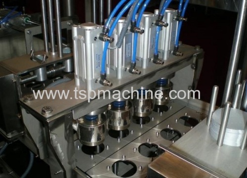 Automatic water cup filling and sealing machine