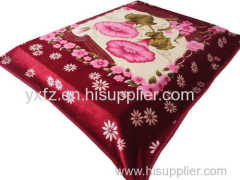 maroon color raschel blankets