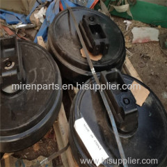 SE240 idler assy 230-44-10000 shantui excavator front idler assy J221-44A-100000