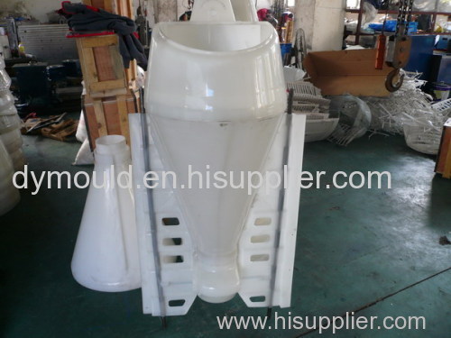 Large scale automatic breeding hopper