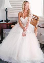 Tulle Spaghetti Straps Neckline A-line Wedding Dress With Lace Appliques