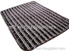 maroon color single color raschel blankets