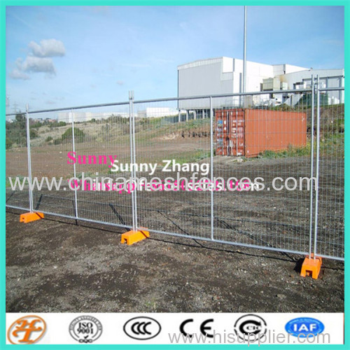 2.4x2.1m temporary fence with concrete base and clamps