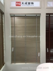 Aluminum venetian window blinds