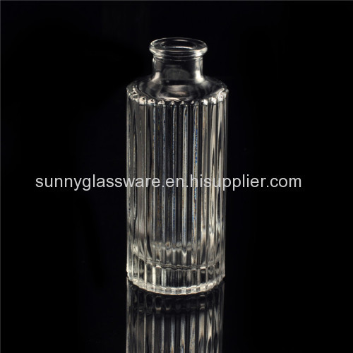 empty clear glass reed diffuser bottles