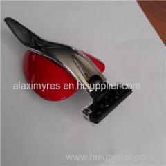 Metal Handle With Triple Blade For More Comfortable Feeling