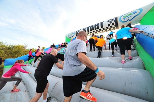 Insane inflatable 5k challenge obstacle games