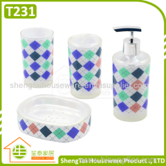 Hot Sale Fashion 4 Pieces Rhombus Pattern Bathroom Products Accessories Sets