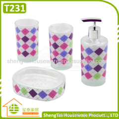 Hot Sale Fashion 4 Pieces Rhombus Pattern Bathroom Products Accessories Sets