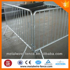 Safety crowd control barrier fence used for construction site