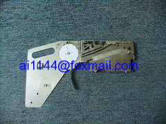 SMT FEEDER PARTS J2500437 Feeder Locker for samsung CP 8mm Feeder