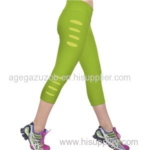 Slash Leg Capri Leggings In Green