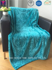 Solid Color Cutting Rose Design Flannel Blanket