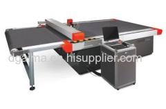 CNC CUTTING MACHINE WITH CONVEYOR