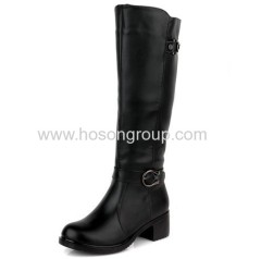 Comfotable chunky heel black round toe boots