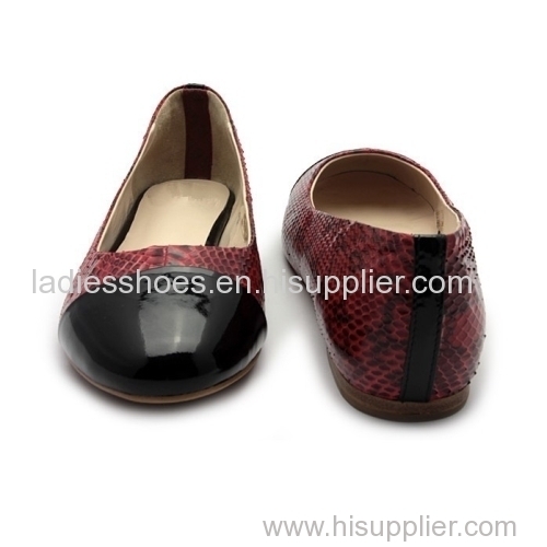 wholesale black leather round toe flat women dress shoes with snake pattern