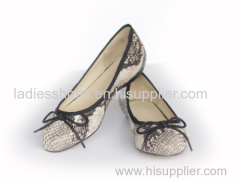 New Style good quality women fashion flat dress shoes with snake pattern