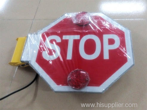 Crossing Road Stop Arms on School Bus with LED Flashing