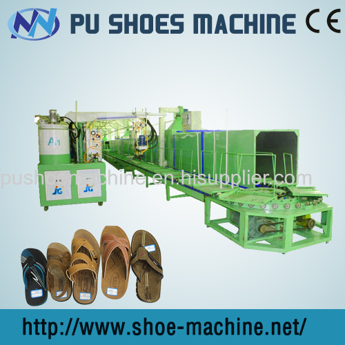 PU footwear making machine