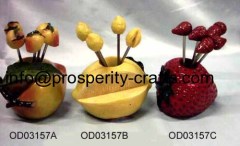 Polyresin Fork with Fruit / Animal holder