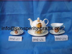 Porcelain Cup / Saucer / Teapot