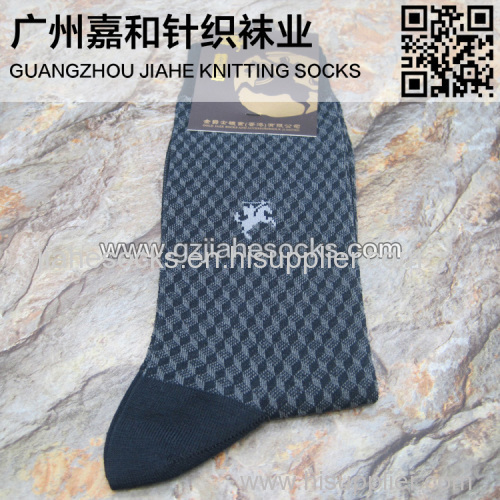 Popular Dark Color Wholesale Mid Calf Cotton Men Socks