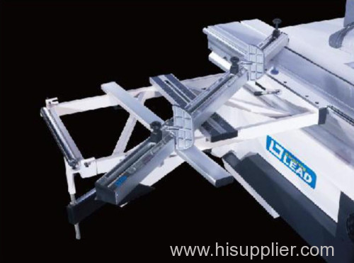 Horizontal sliding table panel saw 90 Angle 