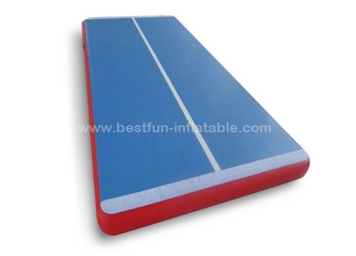 Gym coaching class used inflatable air tumble track landing mats