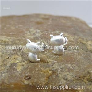 Classic Cat Silver Studs SSE018