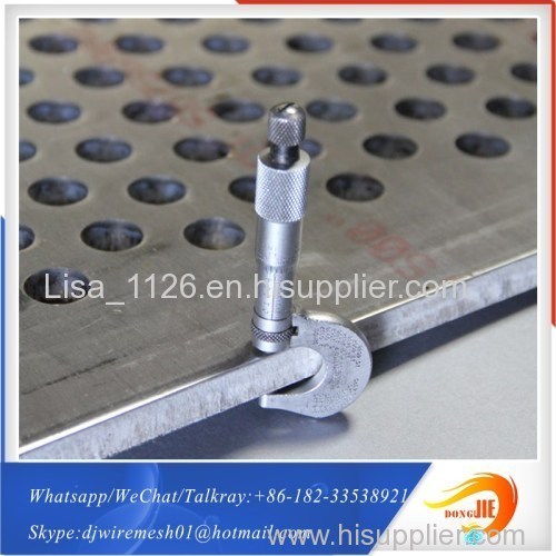 Newest arrival design PVC coated perforated metal mesh punching hole sheet