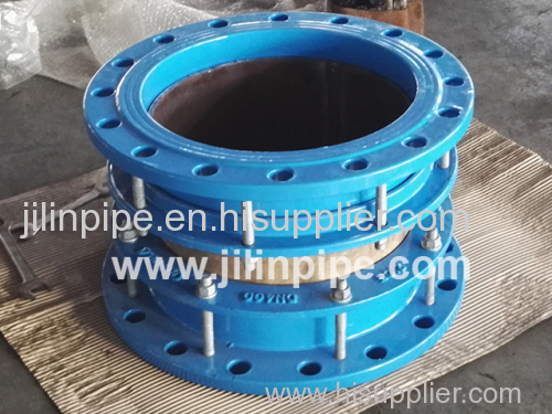 Ductile iron flange adapter and coupling