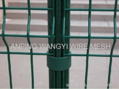 High quality hot galvanized then coated wire mesh fence