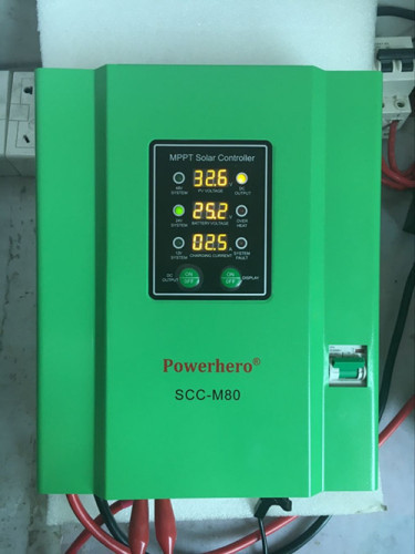 40A intelligent MPPT solar charge controller with wide PV working range FACTORY SUPPLIER