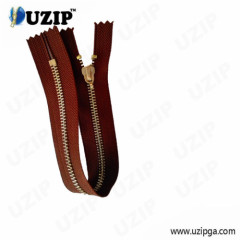 closed end metal zipper