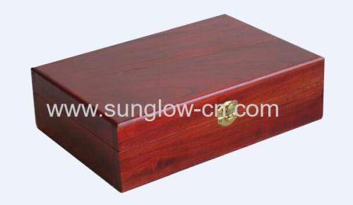 Packing Wooden box with lock