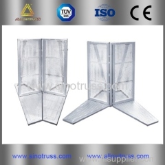 Control Crown Barriers For Concert