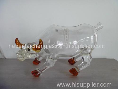 14 years design experience oem animal shaped thick wine glass bottle