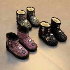 Metal Lapel Pins Warm Boots